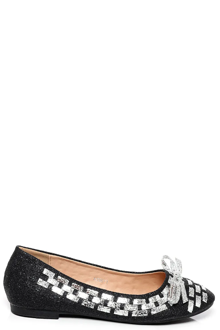 Bow Ballet Flats in Black