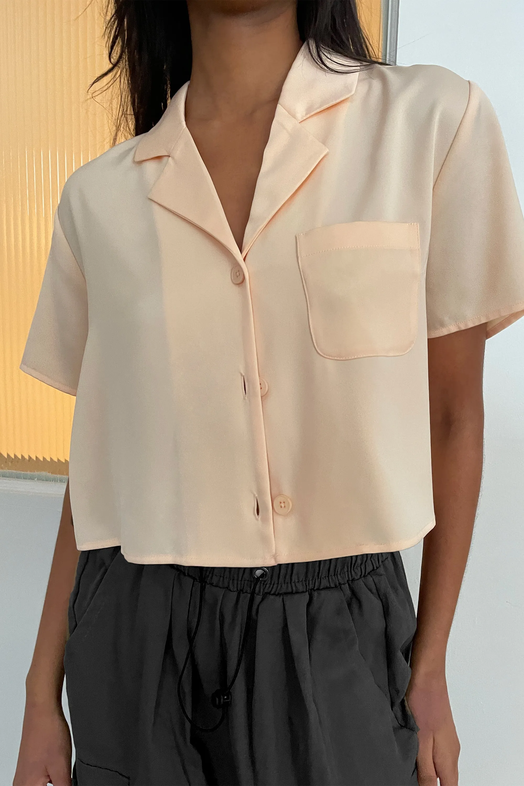 CROPPED COLLARED BLOUSE