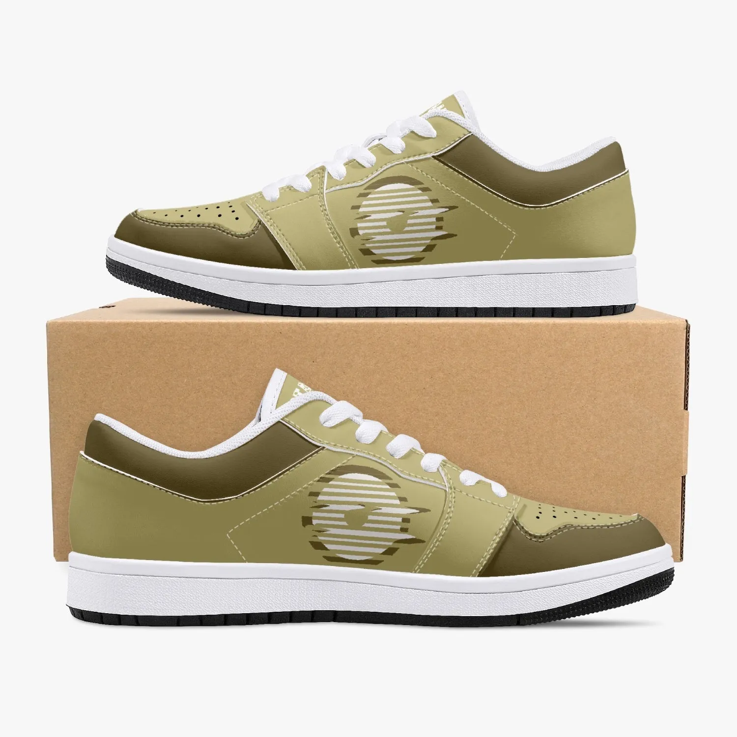 Low-Top Leather Sneakers - Gold