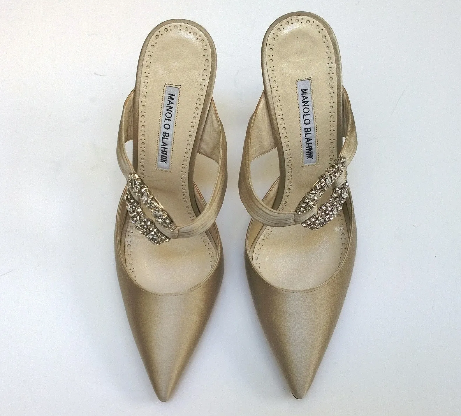 Manolo Blahnik Maidugur 105 Oyster Satin Heels New Mules Maidugura