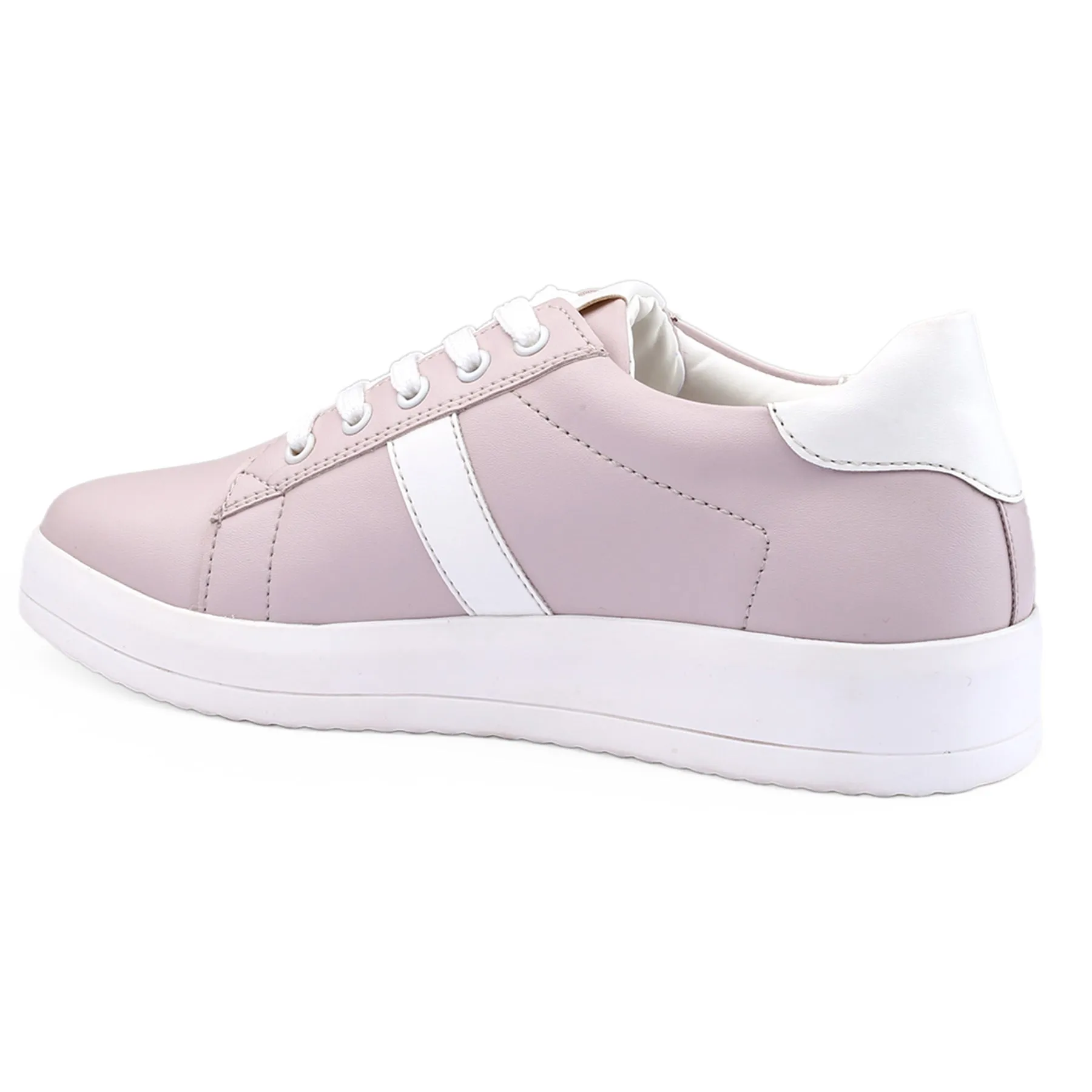 New Trendy  And Casual Sneakers For Women