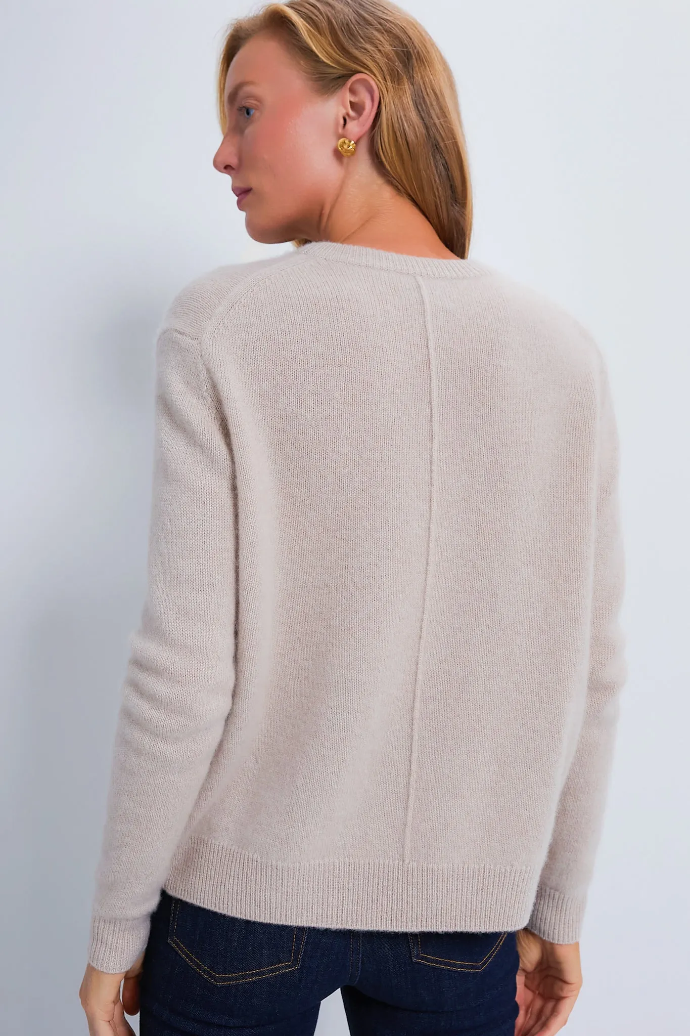 Sandstone Bodie Cashmere Boyfriend Crewneck